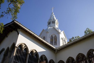 Tarihi Şapel. La Valvanera Leydimiz 1903 'te Kolombiya' nın Caldas departmanındaki güzel miras kasabası Salamina 'da inşa edildi.
