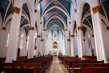 Jerico, Kolombiya - 16 Ocak 2024: Kutsal Rahibe Laura Montoya 'nın mabedi Meryem' in Kutsal Yüreği Kilisesi 'nde memleketi Jerico, Antioquia' da.