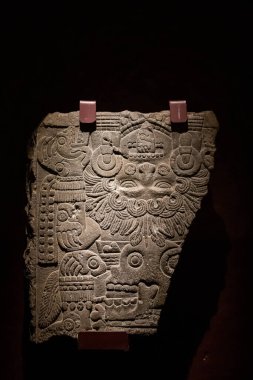 Mexico City, Meksika 12 Kasım 2024: Dünya tanrısı Tlaltecuhtli 'nin kurtuluşu, Mexico City' deki Templo Belediye Başkanı 'nda yapılan kazılar sırasında keşfedildi..