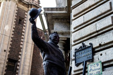 Mexico City, Mexico - 24 Ekim 2024: Mexico City 'deki Francisco Madero Bulvarı' ndaki Pancho Villa Anıtı.