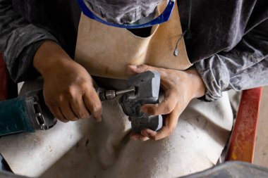 Teotihuacan arkeoloji sahasında obsidyen el sanatlarının ayrıntıları.