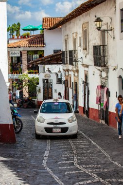 Taxco, Meksika - 18 Kasım 2024: Meksika 'nın Guerrero eyaletinde yer alan güzel bir koloni şehri olan Taxco de Alarcon' un görüntüsü.