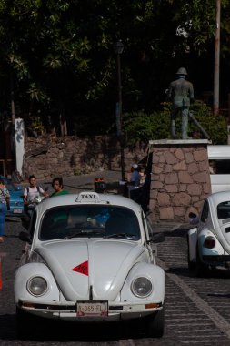 Taxco, Meksika - 18 Kasım 2024: Meksika 'nın Guerrero eyaletinde yer alan güzel bir koloni şehri olan Taxco de Alarcon' un görüntüsü.