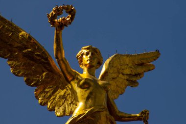 Mexico City, Meksika - 15 Kasım 2024 Bağımsızlık Anıtı, aynı zamanda Bağımsızlık Meleği olarak da bilinir Mexico City şehir merkezindeki ünlü Paseo de la Reforma 'da bulunan bir zafer sütunu..