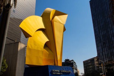 Mexico City, Meksika - 11 Kasım 2024: Heykelin adı 