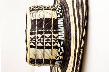 Kolombiya 'nın geleneksel şapkası Sombrero vueltiao. Kolombiya konsepti. Kolombiya kültürü konsepti. Arkaplan