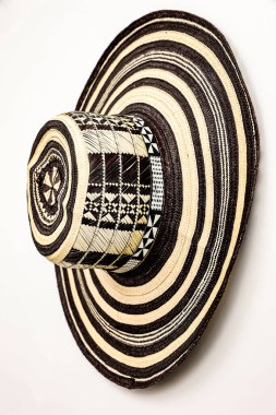 Kolombiya 'nın geleneksel şapkası Sombrero vueltiao. Kolombiya konsepti. Kolombiya kültürü konsepti. Arkaplan