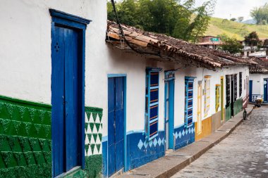 Antioquia, Kolombiya 'daki sömürge şehri Concepcion' un güzel sokakları.