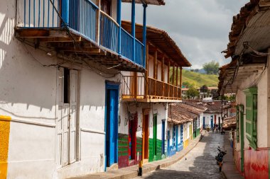 Antioquia, Kolombiya 'daki sömürge şehri Concepcion' un güzel sokakları.