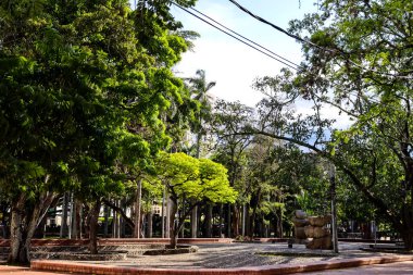 View of the Central Park Cali River built in tribute to each of the rivers that flow through this region: the Cali, Cauca, Melendez, Canaveralejo, Aguacatal, Lili, and Pance rivers.