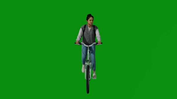 Erwachsene Frau Kanadischen Grünen Bildschirm Fahrrad Fahren Mitarbeiter Schrumpfen Menschen — Stockvideo