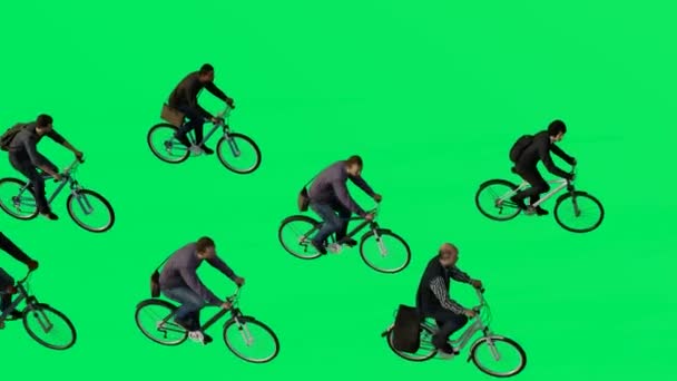 사람들 자전거로 스크린을 다니며 크로마 위에서 즐기고 있습니다 — 비디오