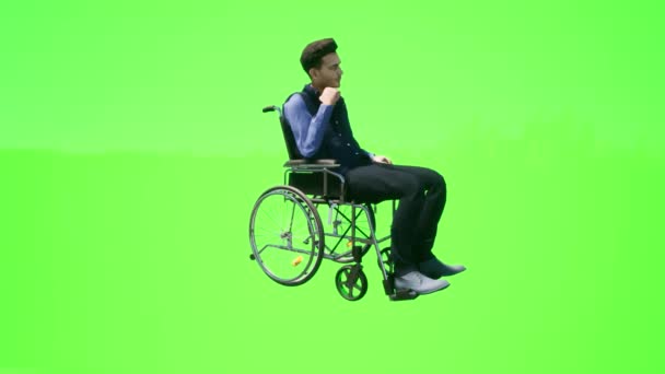 휠체어에 다리를 부러뜨리고 현실적 사람들 화면에 고립된 — 비디오