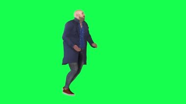Yeşil ekrandaki favori takımı kazandıktan sonra şişman adamın dansı ve neşesi.
