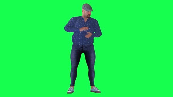 Товстий Чоловік Середнього Віку Блакитному Одязі Сірий Капелюх Курить Переднього — стокове відео