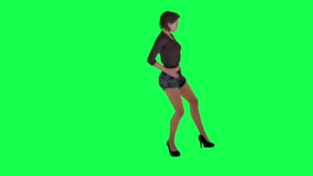 Mulher Bonita Sapatos Salto Alto Preto Vestido Marrom Shorts Pretos — Vídeo de Stock