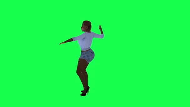 Mavi Şortlu Şişman Siyah Kadın Yeşil Ekran Üzerinde Dans Eden — Stok video