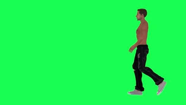 Smukły Człowiek Uzależniony Półnagich Zielony Ekran Porusza Się Powoli Prawej — Wideo stockowe