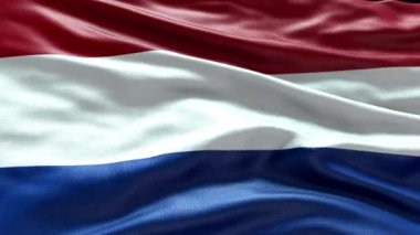 Netherlands Flag 'in rüzgarda dalgalanan 4k görüntüsü. Hollanda Bayrak Dalgası Döngüsü rüzgarda dalgalanıyor. Gerçekçi Hollanda Bayrağı geçmişi. Hollanda Bayrak Döngüsü Clos