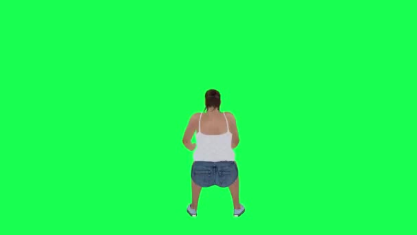 白いスイングとブルーレオショーツと背の高い高さとフェアな肌と長方形の顔と豚の鼻と長い顎を持つ緑色のスクリーンの大きな体を持つ太った女性 — ストック動画
