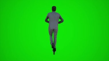 3D yeşil ekran ustası arka taraftan scooter sürüyor. 3D insanlar daha kırmızı renkli arka plan animasyon adamı ve kadın yürüyüşü konuşuyor.