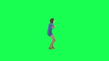 3D dans eden tatlı kız caz sol açıyla izole edilmiş yeşil ekran 3D insanlar kırmızı krom arka plan animasyon erkek ve kadın yürüme konuşması