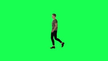 3D moda adamı caddede yürüyor. Yeşil ekran, insanları krom anahtar animasyoncu yapıyor. Kalabalık yürüyor ve konuşuyor.