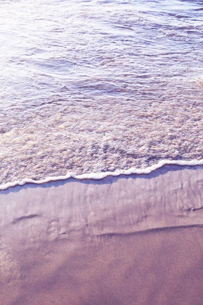 Пляжные Волны Розовый Песок Розовый Фиолетовый Эстетический Цвет Пляжа Песчаные — стоковое фото