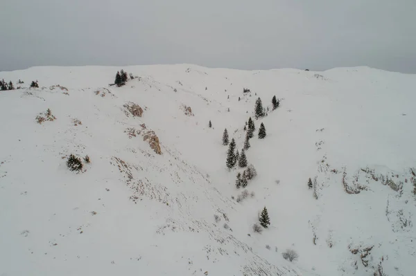Bosanska Dağının Karla Kaplı Havadan Çekilmiş Fotoğrafları — Stok fotoğraf