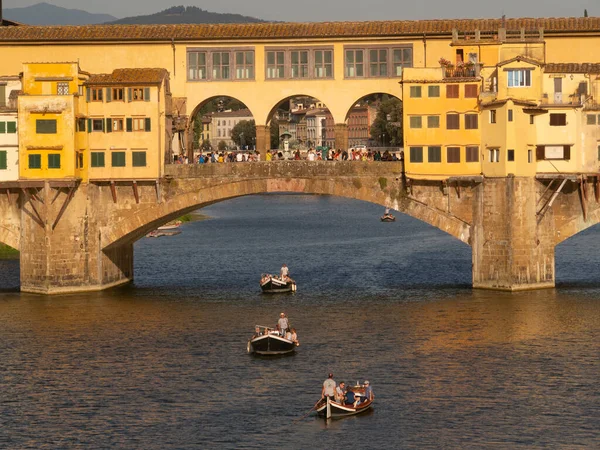 Włochy Toskania Florencja Most Ponte Vecchio Zachodzie Słońca Rzeka Arno — Zdjęcie stockowe