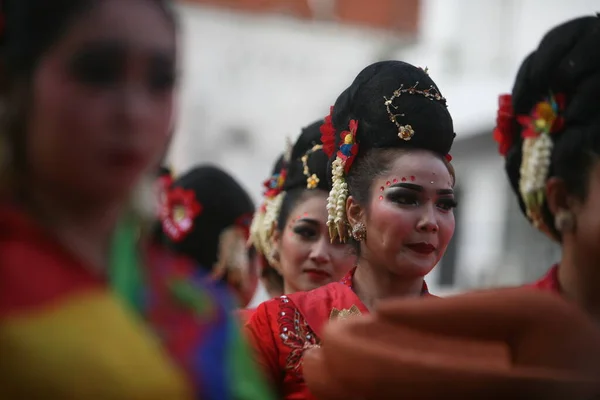 Surabaya Residents Participate Celebration Rujak Ulek Festival Wearing Traditional Clothes — Stock Photo, Image