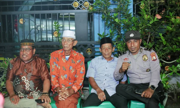 Gente Indonesiana Che Festeggia Giorno Indipendenza Indonesia Foto Stock