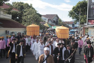 Bali, Endonezya - Kasım 0 3, 2 0 0: Bali Bali Bali Köyü 'nde kimliği belirsiz insanlar