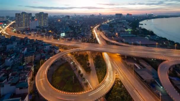 Nattlig Utsikt Över Hanoi Skyline Vietnam Vinh Tuy Bro Ringväg — Stockvideo