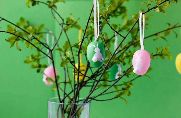 Colorful Easter Eggs Cute White Bunnies Hanging Green Tree Branches — Stock Photo, Image