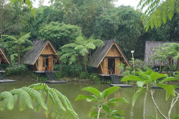 Bandung Indonesia February 2023 Panorama Lake Surrounded Wooden Houses Boats — Stock Photo, Image