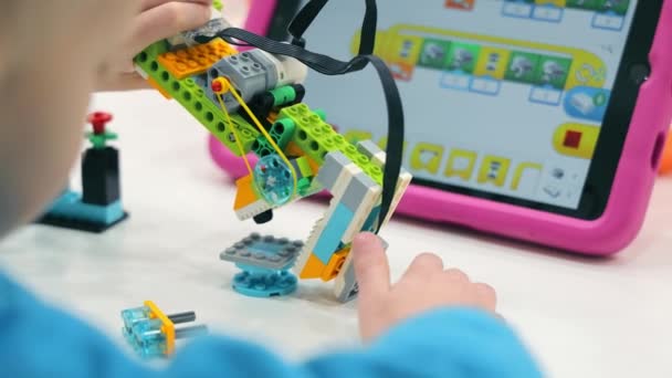 Children Play Lego Create Programmable Robots Close Robotics — Stock videók