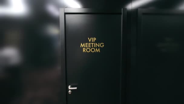 Vip Toplantı Odası Kapı Mzalama Vip Toplantı Odası Tabelası Olan — Stok video