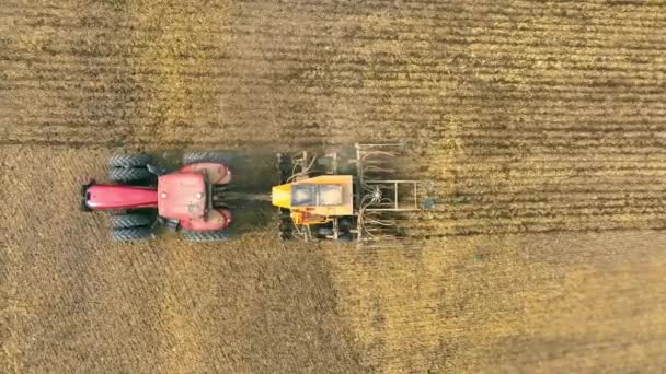 Luchtfoto Boven Modern Agricultural Seeder Action Close Zicht Een Zaaimachine — Stockvideo