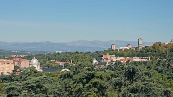 Madryt Cityscape Odległych Gór Panoramiczny Widok Panoramę Madrids Lasów Pierwszego — Wideo stockowe