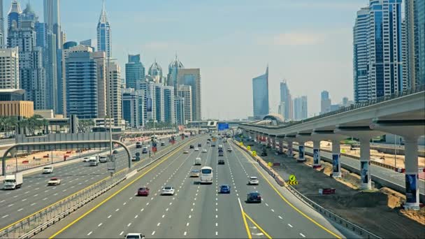 Vae Dubai Vereinigte Arabische Emirate April 2024 Dynamic Dubai Highway — Stockvideo