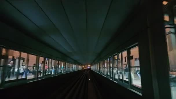 Emiratos Árabes Unidos Dubai Abril 2024 Dubai Metro Tunnel Journey — Vídeos de Stock