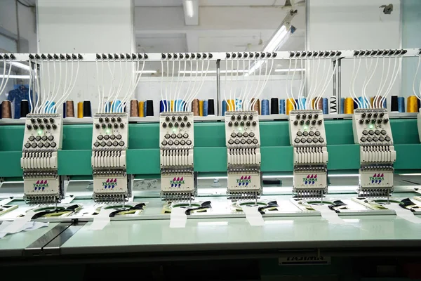 Moderne Automatische High Tech Naaimachine Voor Textiel Kleding Kleding Maken — Stockfoto