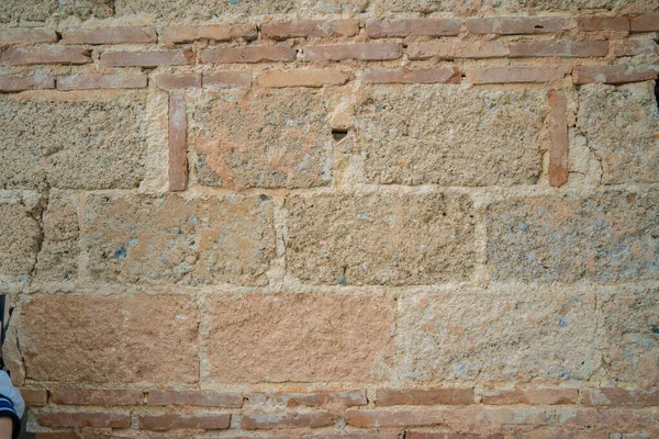 Renkli Tuğla Duvar Eski Koyu Kahverengi Turuncu Sarı Tuğlalı Duvar — Stok fotoğraf