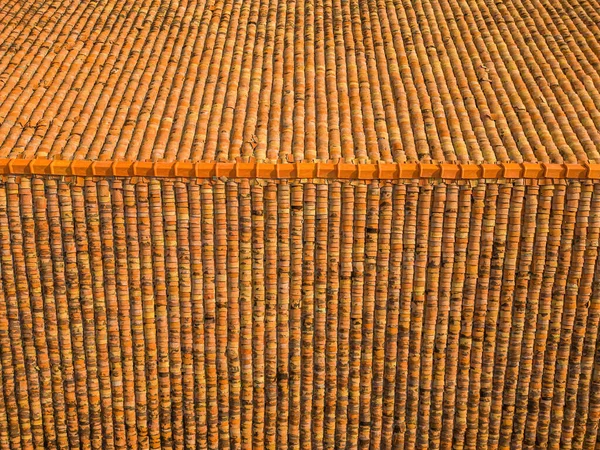Turuncu Kiremitler Modern Turuncu Çatı Tuğlası Kiremit Dokusu Soyut Geometrik — Stok fotoğraf