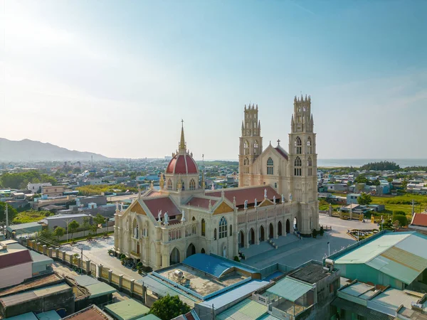 stock image Phuoc Hung Church, also known as Parish Phuoc Hung, which attracts tourists to visit spiritually on weekends in Vung Tau, Vietnam. Phuoc Hung Church have construction building look like France