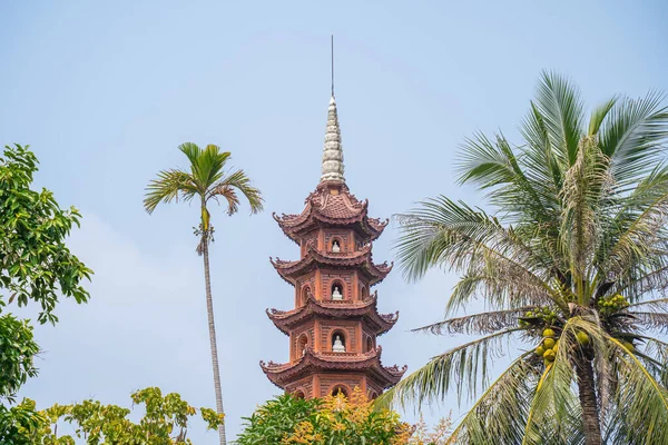Tran Quoc Pagoda Nejstarší Buddhistický Chrám Hanoji Nachází Malém Ostrově — Stock fotografie