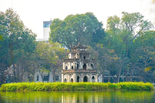 Lago Hoan Kiem Guom Lago Espada Centro Hanoi Niebla Por —  Fotos de Stock