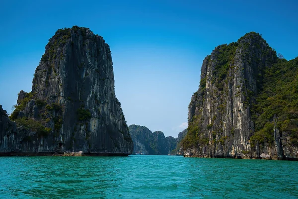 Halong 베트남 아시아에서의 유네스코 사이트입니다 베트남의 아시아 랜드마크 — 스톡 사진