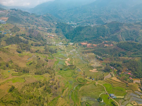 stock image Beautiful scenery of Cat Cat village,a highland cultural village in Sapa. Rice field terraces (rice paddy fields). popular tourist trekking destination.